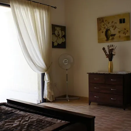 בית נופש Townhouse Queens Gardens